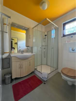 Ferienhaus mit Dusche